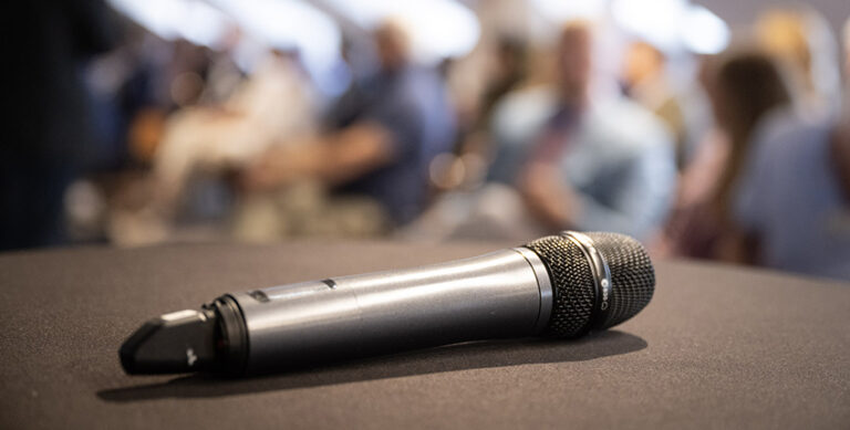 Hur jobbar ägare med att bygga en framgångsrik kommunikation i företaget?